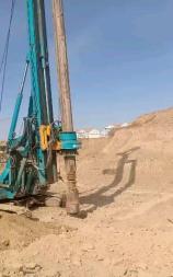 專業(yè)出租25噸吊車和隨車吊和旋挖鉆機(jī)和鏟車挖掘機(jī)等工程機(jī)械!